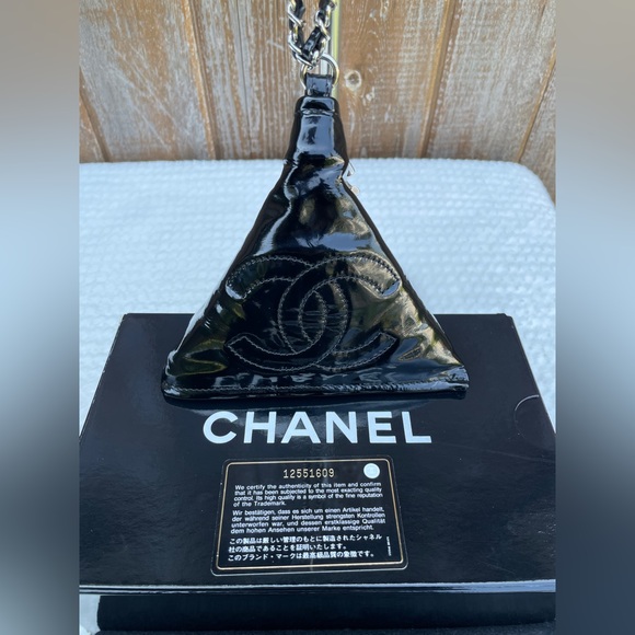 Chanel pyramid purse - Picture 15 of 16